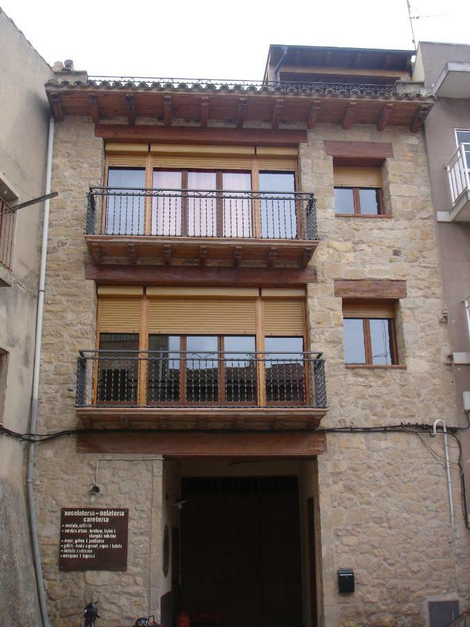 Apartamentos La Muralla Horta de Sant Joan Bagian luar foto