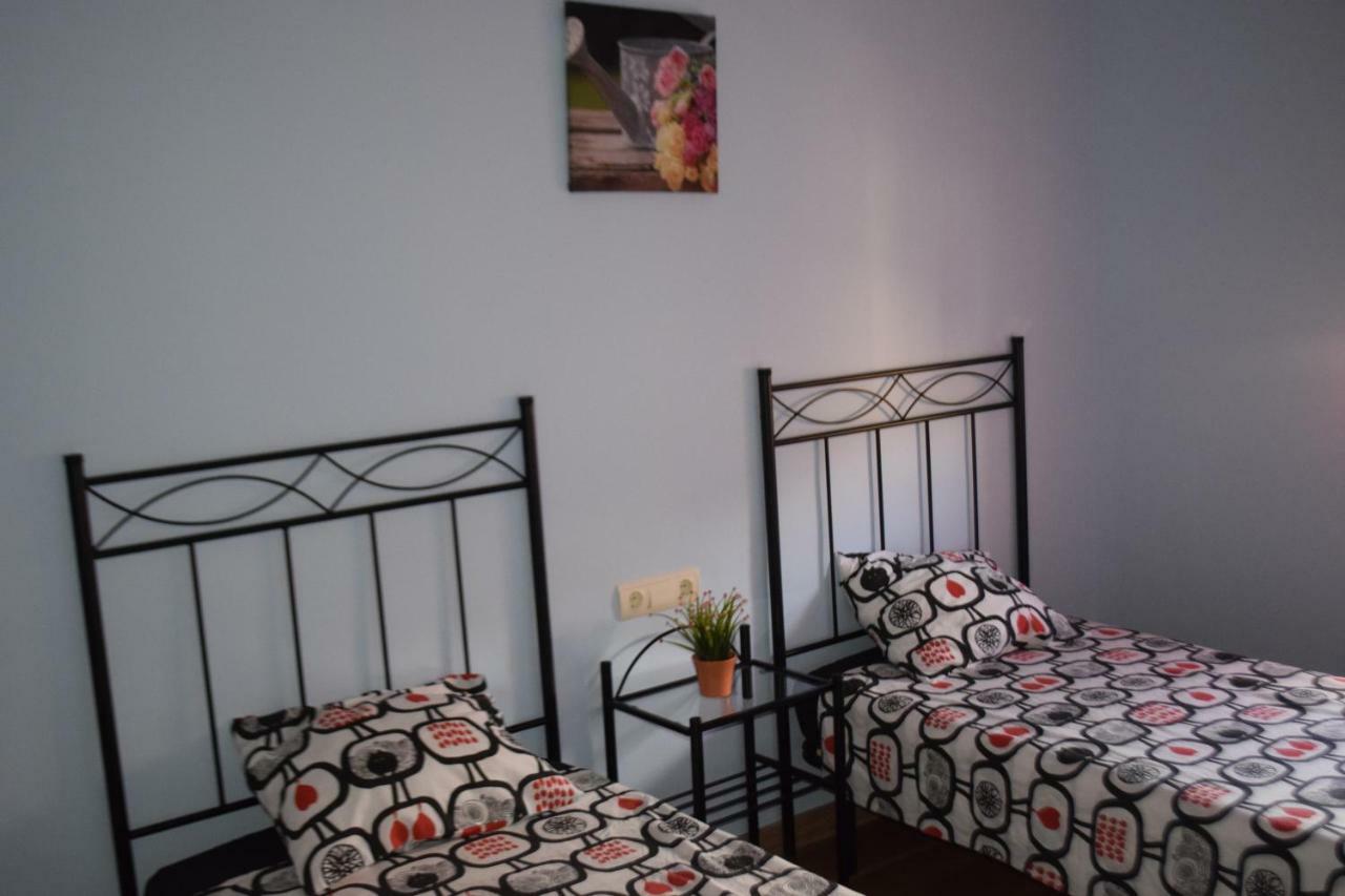 Apartamentos La Muralla Horta de Sant Joan Bagian luar foto