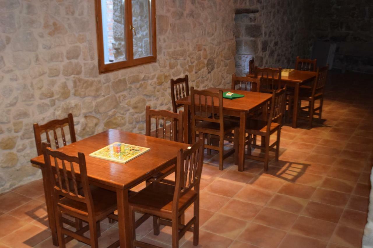 Apartamentos La Muralla Horta de Sant Joan Bagian luar foto